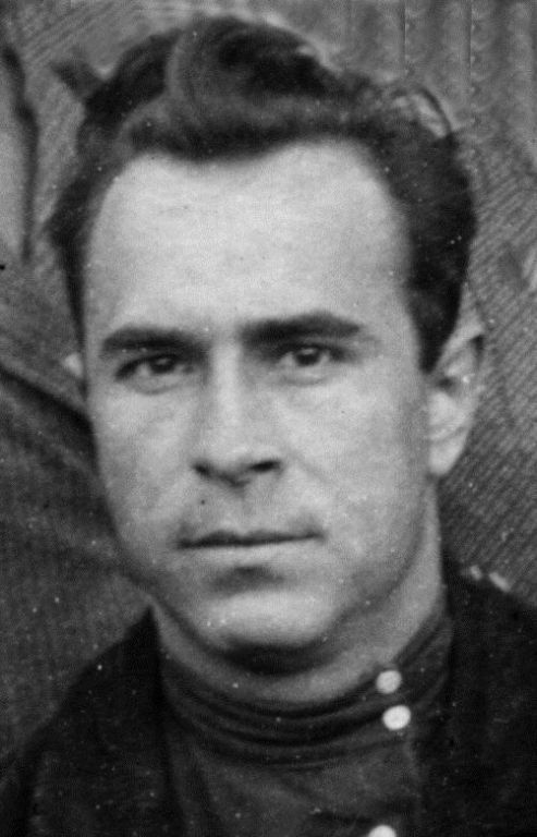 Кузьма Константинович Константинов  директор школы в предвоенные годы